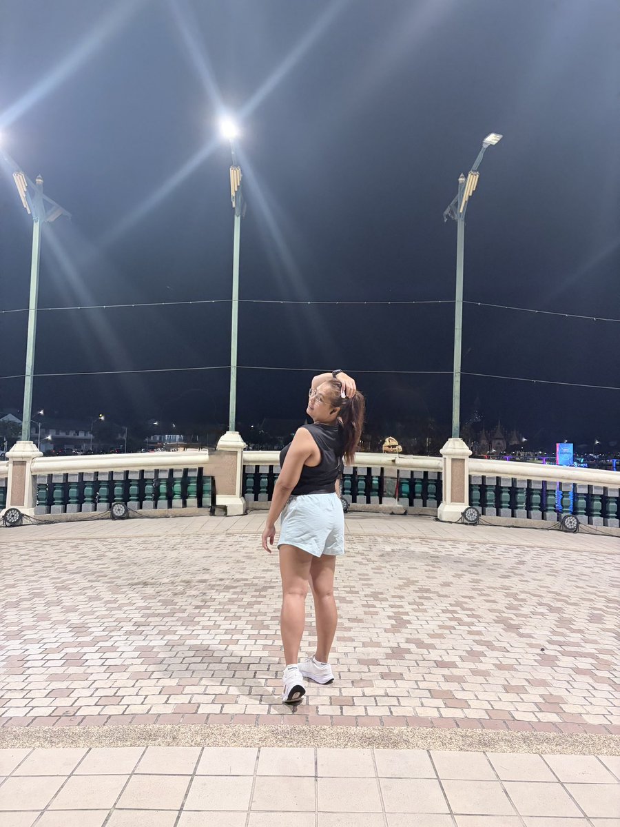 Rada_Dec02's tweet photo. ใครว่าพี่บ่สวย ^•^ขอให้จิ๊จู๋บ่แข็ง^•^🤣
กลับมาใช้กรรม เจอยัยณิชากินเก่งกันเกิ้น
#พี่สวยในโลกของพี่😄🤣😅 https://t.co/JiBCnDFiCq