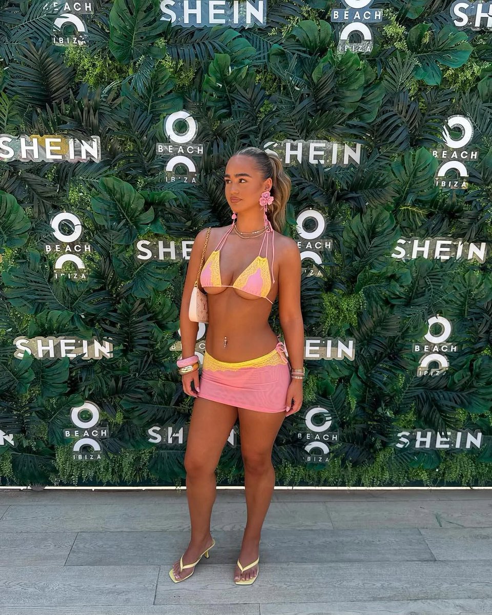 user_5737's tweet photo. Irl submission of hot and slutty Erin. Keep sending irls 
#irl #submission #bikini #hot #slut #bop #girl https://t.co/BPSoJq2UAo