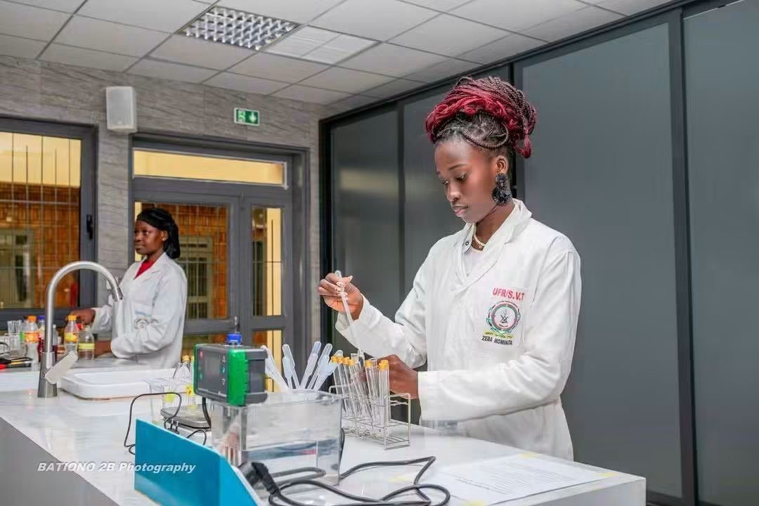 mariam_kaborbf's tweet photo. 🇧🇫 The lab inaugurated today as part of the inauguration of the 500-seat lecture hall.

This would be like the 4th University facility inaugurated. 

The candle of  Burkina Faso,  is burning without interruption. https://t.co/N9UbxKuFlR