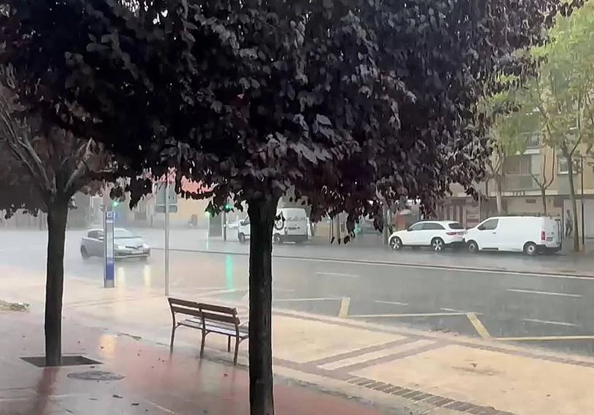 LaGacetaSA's tweet photo. Salamanca concentra las lluvias más intensas de Castilla y León: un municipio de la provincia encabeza los registros 
https://t.co/NQi17yjMZv https://t.co/aijL0SKMtw