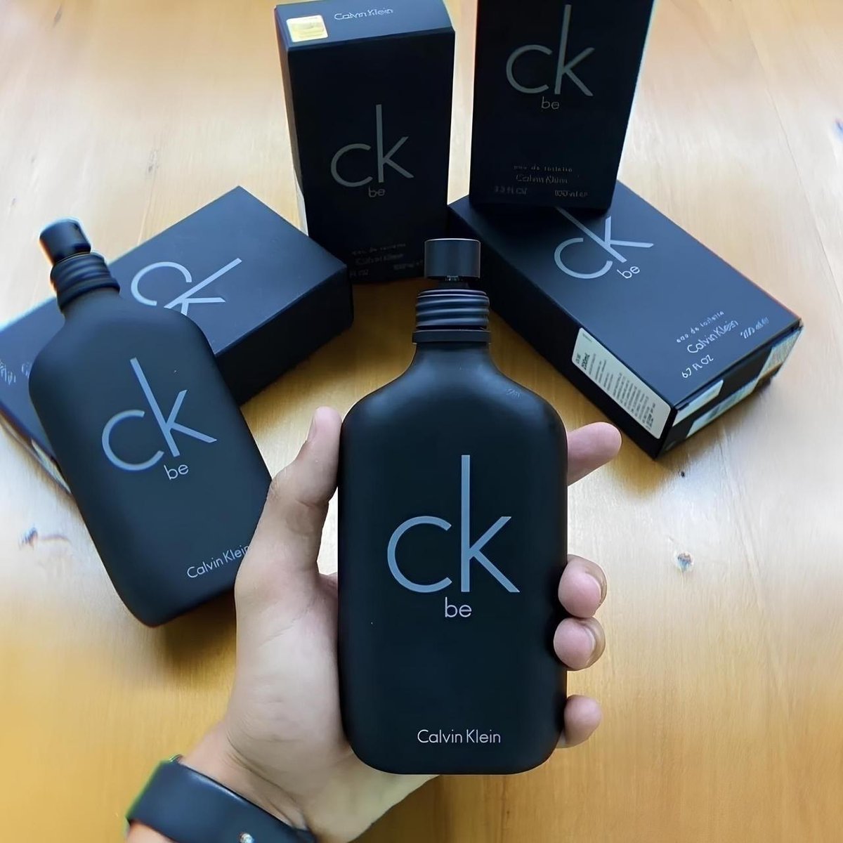 oMalucodasPromo's tweet photo. Perfume Calvin Klein CK Be EDT 200ml

De R$ 429 por R$ 185 no Pix
Use o Cupom: MELIOFERTAS 🎟️ + Selecione Pix

Loja Verificada no ML
https://t.co/3Ai8V9uxaa https://t.co/BIRqYlZrIl