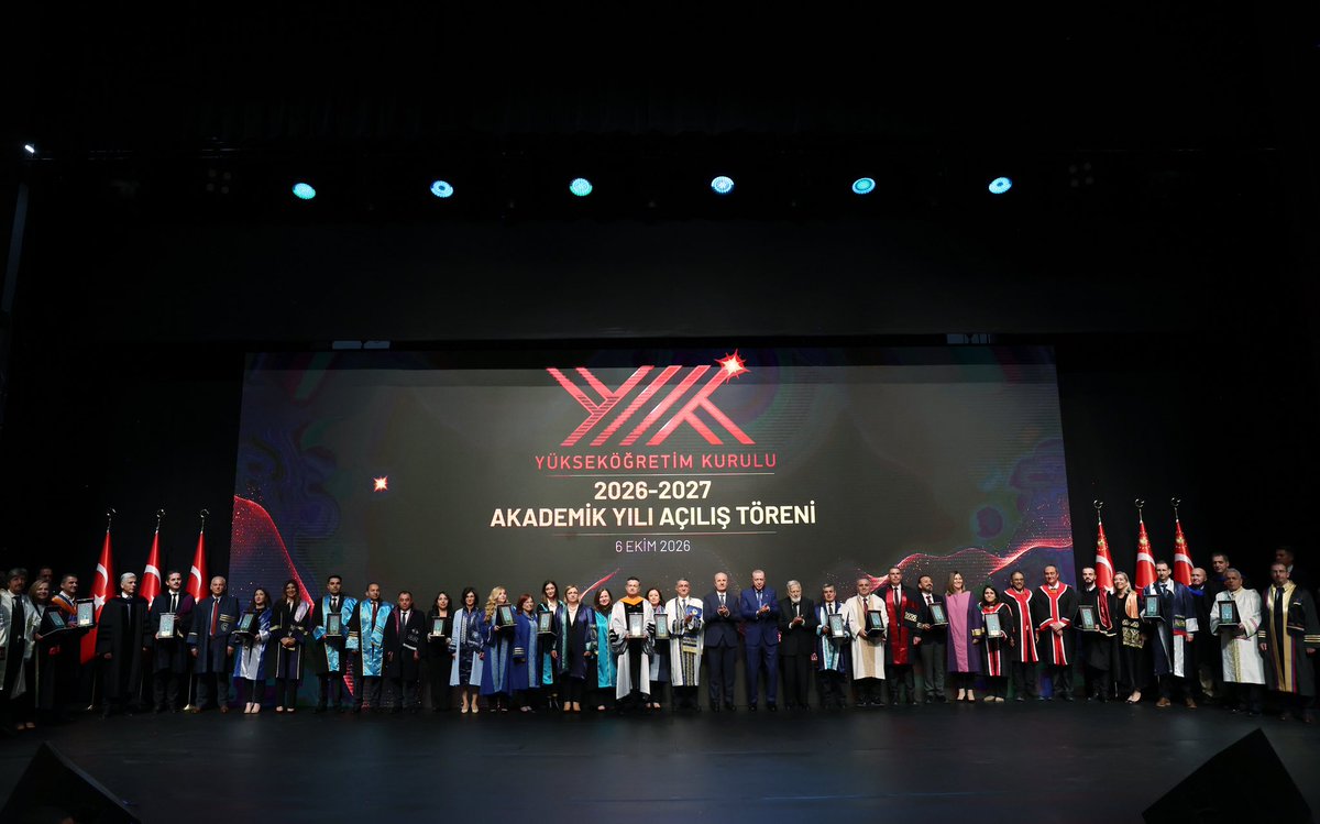 tcbestepe's tweet photo. “Son derece nitelikli bir yükseköğretim sürecini Anadolu’nun dört bir yanına ulaştırdık” https://t.co/Ky5zFn7Z0f https://t.co/oHkRm3c7iD