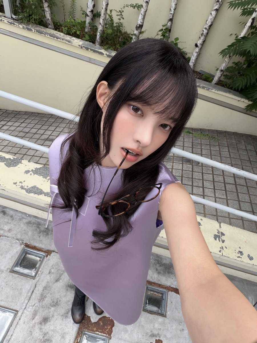 ILLIT_twt's tweet photo. 드디어💟🥸

#YUNAH #윤아 #ILLIT #아일릿 https://t.co/e35Cwa0vvw
