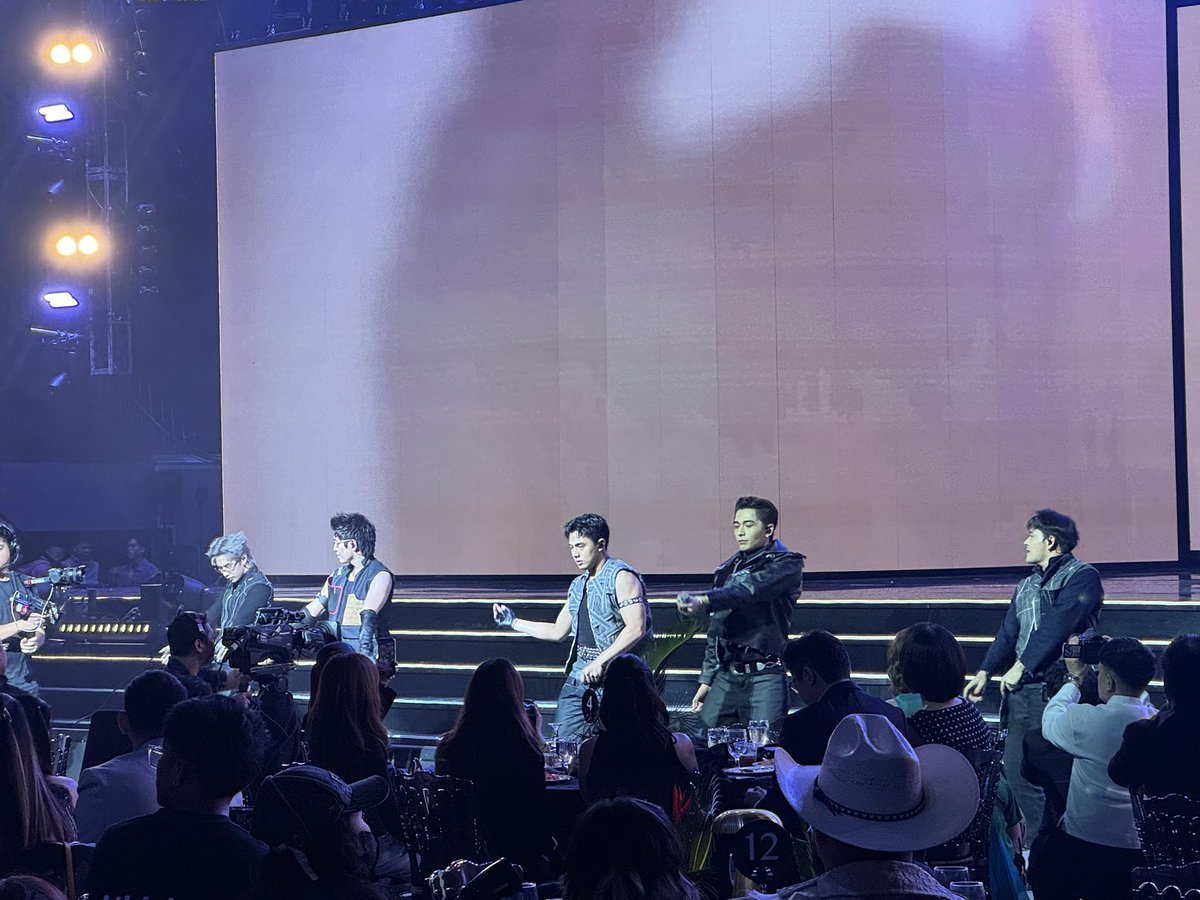 MSLifeAndShow's tweet photo. #MSShowbiz | BGYO performs at the Filipino Music Awards 2026 stage to perform some its tracks, including “Sinta” and “Fresh.” https://t.co/lEL9E8JaAZ