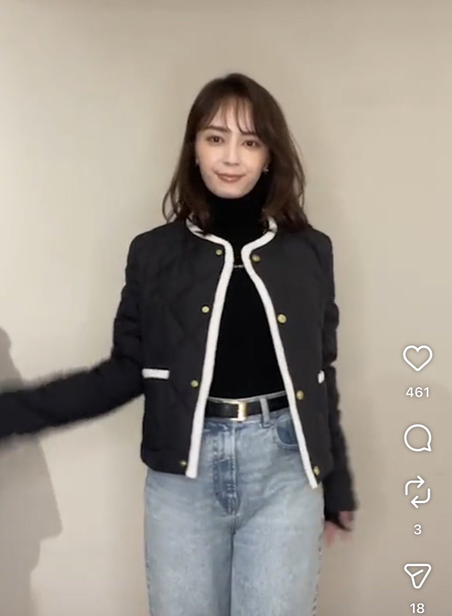 去年悩んでる間に完売したanuansとtaionのダウン今年こそ買うか悩む!
バイカラーも可愛い😭💕 https://t.co/Cj94o3Ujqu