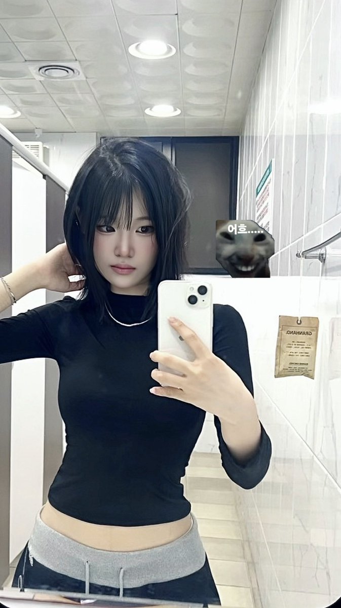 0_eziv69's tweet photo. #트친소_𝕏친소 
#일상계_𝕏친소 
친해자지ㅜ https://t.co/8KsxGkiq8V