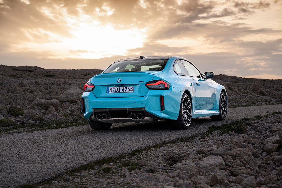bmw_info_'s tweet photo. 「これぞベストM！」と称賛の声も！ BMW「M2」初の4WDモデルが日本上陸
https://t.co/HXag4ADdel

「コンパクトな車体に480馬力と4WDの組み合わせは、今の『Mモデル』の中で一番速いのでは」、「これぞベストMじゃないか」など、パワーを確実に路面へ伝えられる「M2 M xドライブ」に期待する声が！ https://t.co/rIsseExbQv