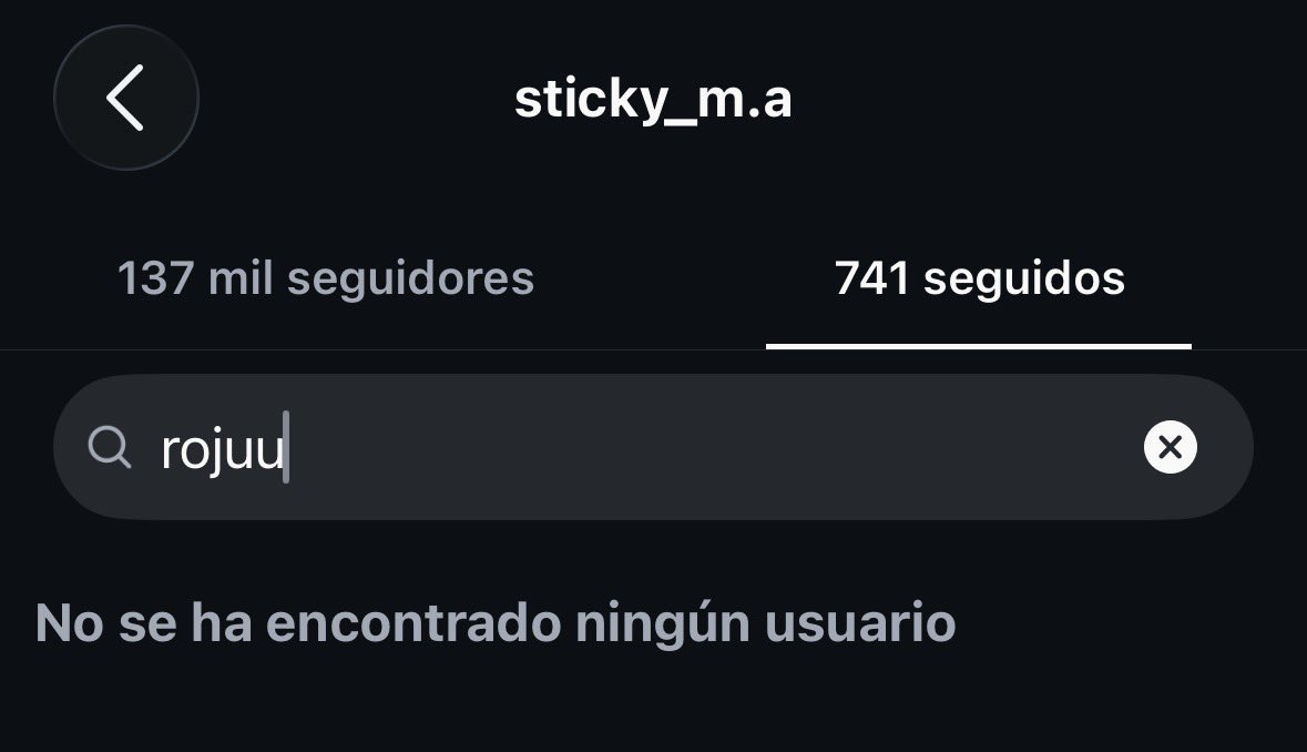 trambotika's tweet photo. STICKY HA DEJADO DE SEGUIR A ROJUU 🙏 https://t.co/dFl14GMSHQ