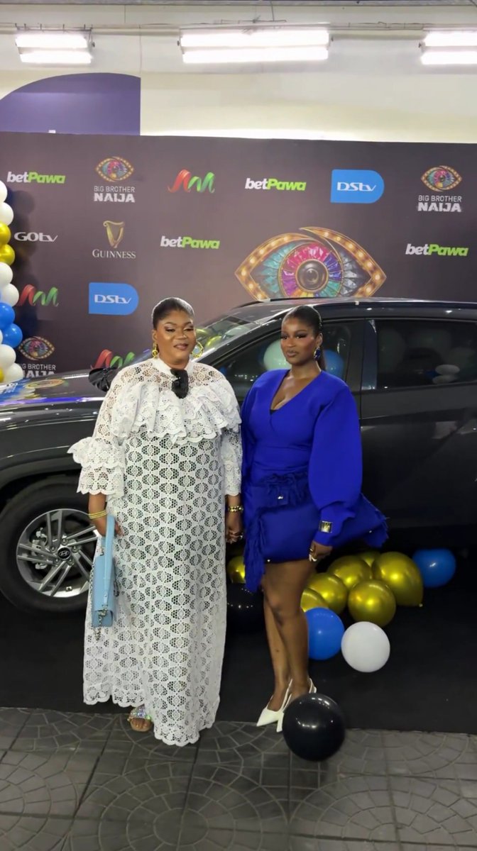 BoitumeloTumeey's tweet photo. Temi and mommy ❤️ 
#bbnaija temi https://t.co/f3wpbqvlxv