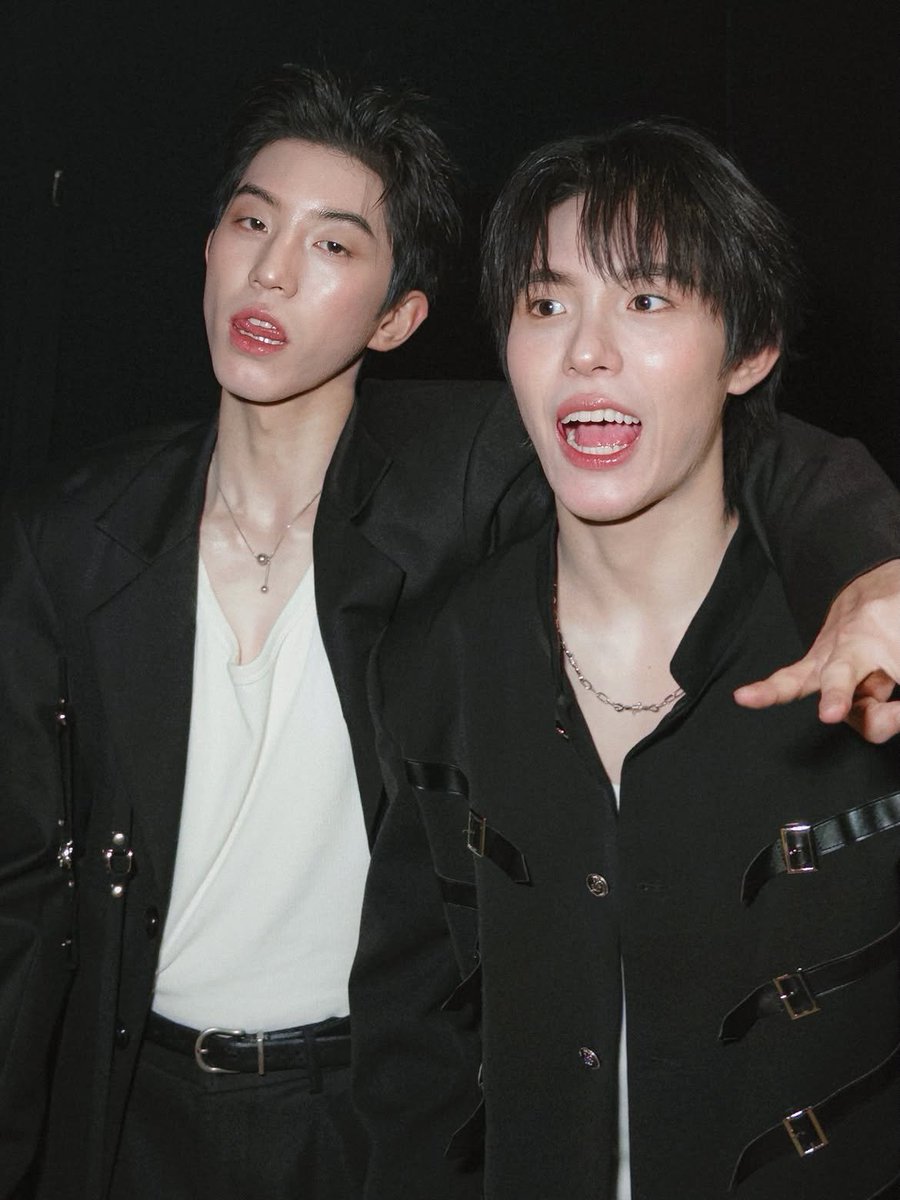 leviohno's tweet photo. holy visual couple✨

#KenPaul
#kenji_kanthee
#tananloh_ https://t.co/JT7gl5ydxY