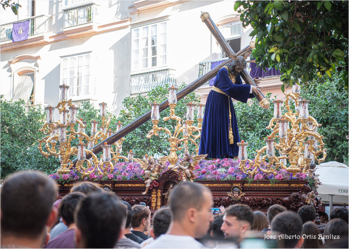 jaob_80's tweet photo. Procesión de ida de Nuestro Padre Jesús Nazareno del Amor, a la S.A.I.Catedral con motivo del LXXV aniversario fundacional de la Hermandad.
Nazareno del Amor 1951-2026 Amor de Cádiz 
Hermandad del NAZARENO DEL AMOR
Cádiz,25 Septiembre 2026.
#AlAmorporlaEsperanza @HdadAmorCadiz https://t.co/4dmm2UtZzz