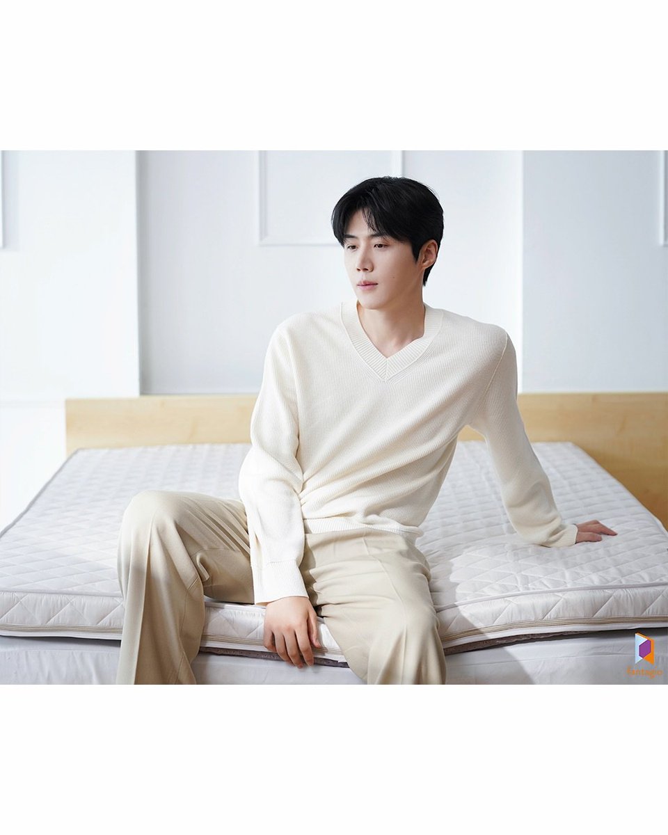 kimseonhomexico's tweet photo. Fantagio actualizo su IG con fotografías de la promoción de la marca Muen. 

Les dejo el link para irle a dar mucho amor  y vean todas las fotografías 📸 🫶🏻👇🏻

https://t.co/pyNQY8pUE5 https://t.co/cnTfxdlpnF