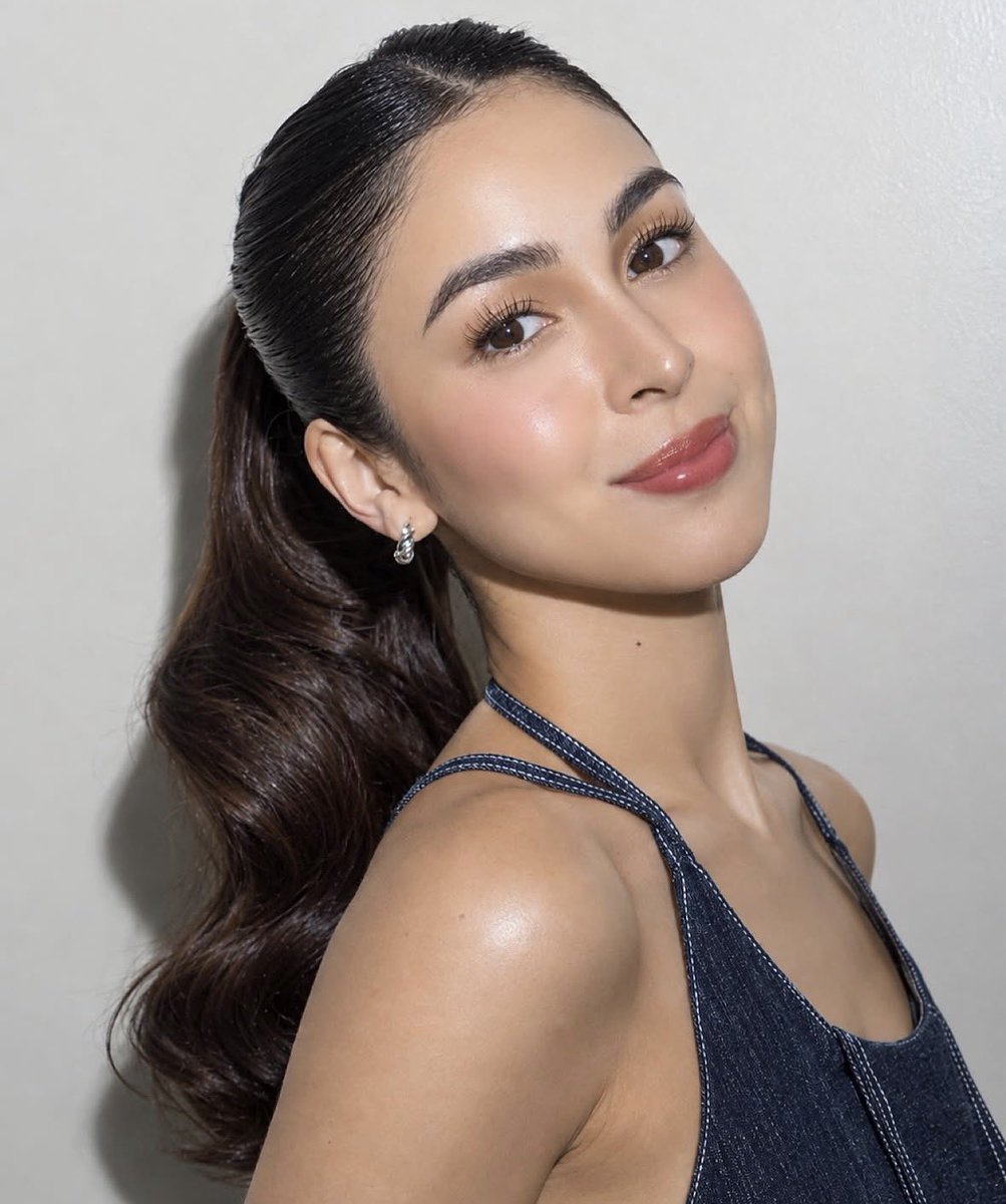 queenbaeretto's tweet photo. Hi daw sabi ni Luna 

Julia Barretto by Kayer

#AlwaysYoursNeverMine https://t.co/I8NoJXhr9U