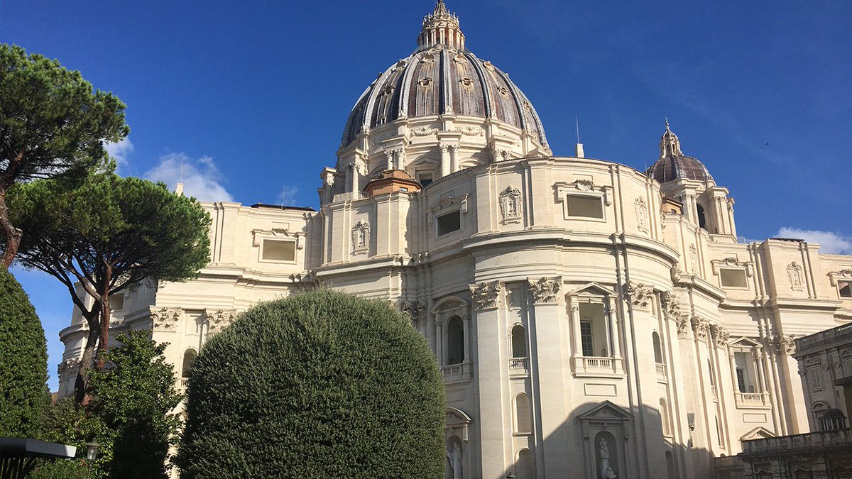 VaticanNewsPL's tweet photo. Ochrona małoletnich przed wykorzystywaniem w dobie cybertechnologii, większy udział osób skrzywdzonych w ocenie działań Kościoła, to zagadnienia podjęte przez Papieską Komisję ds. Ochrony Małoletnich podczas obrad w Rzymie.
➡️ https://t.co/mNjzqVZlx2

@EpiskopatNews https://t.co/FVRSGSYwNq