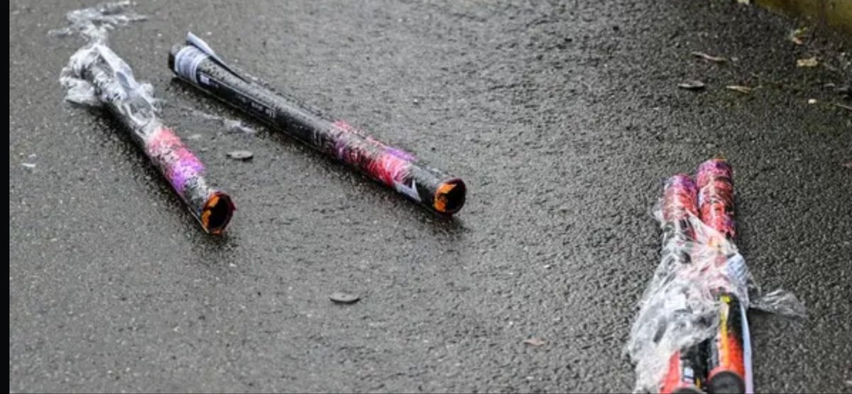 RegardsCroise's tweet photo. 🔴 ALERTE INFO 🇫🇷 | Un bébé de 1 an a été blessé par un tir de mortier jeté par une lycéenne dans les #Yvelines ⚡️

▶️ le bébé a été transporté à l’hôpital 🏥 

▶️ la lycéenne a été placée en garde à vue 👮‍♂️ https://t.co/JqeRfJFVYS