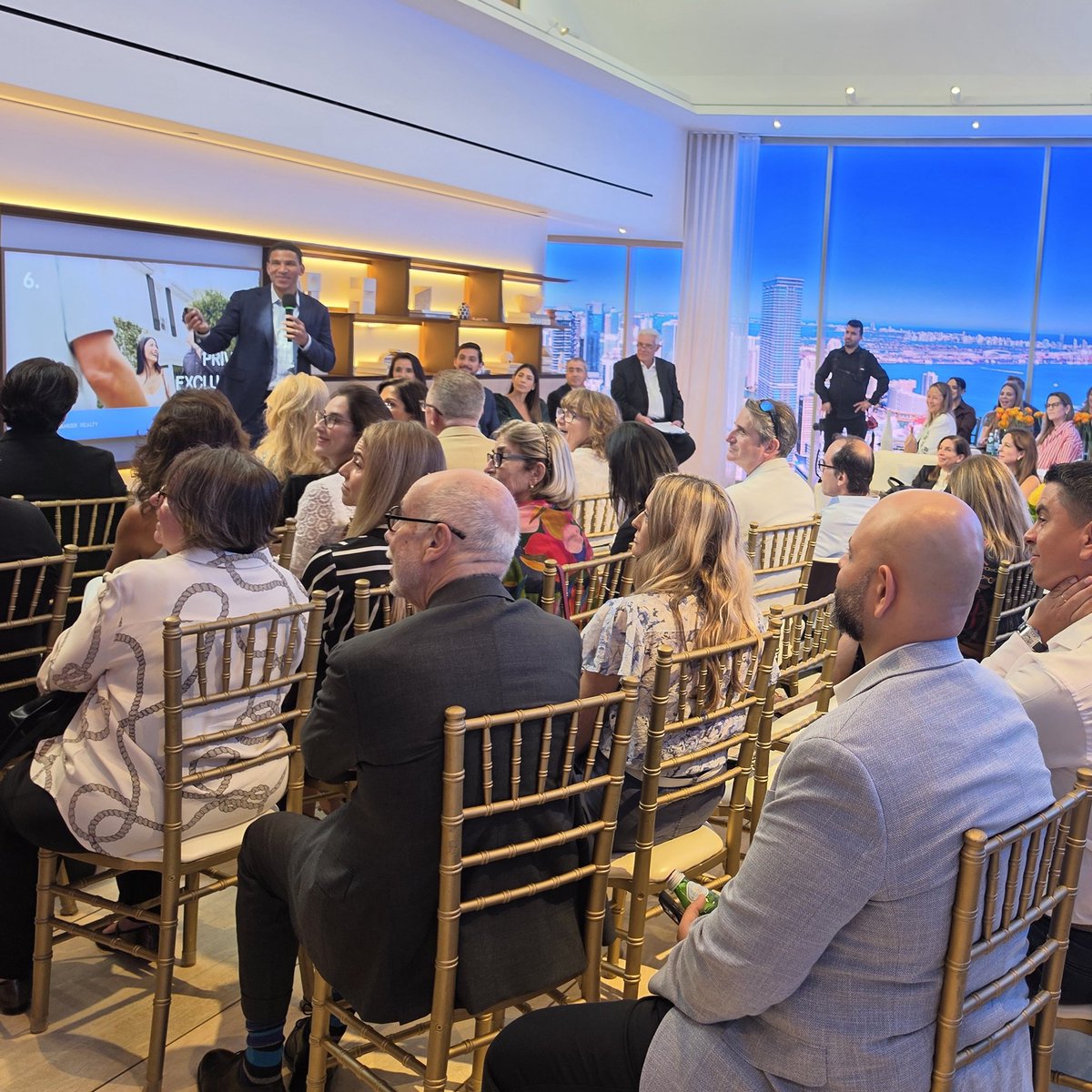 RobReffkin's tweet photo. Coldwell Banker Realty Miami! I started the week off in Brickell with a full house of our real estate professionals. There is so much talent and drive in this office. Thank you to everyone who joined us! https://t.co/lLk3HFTJ9j