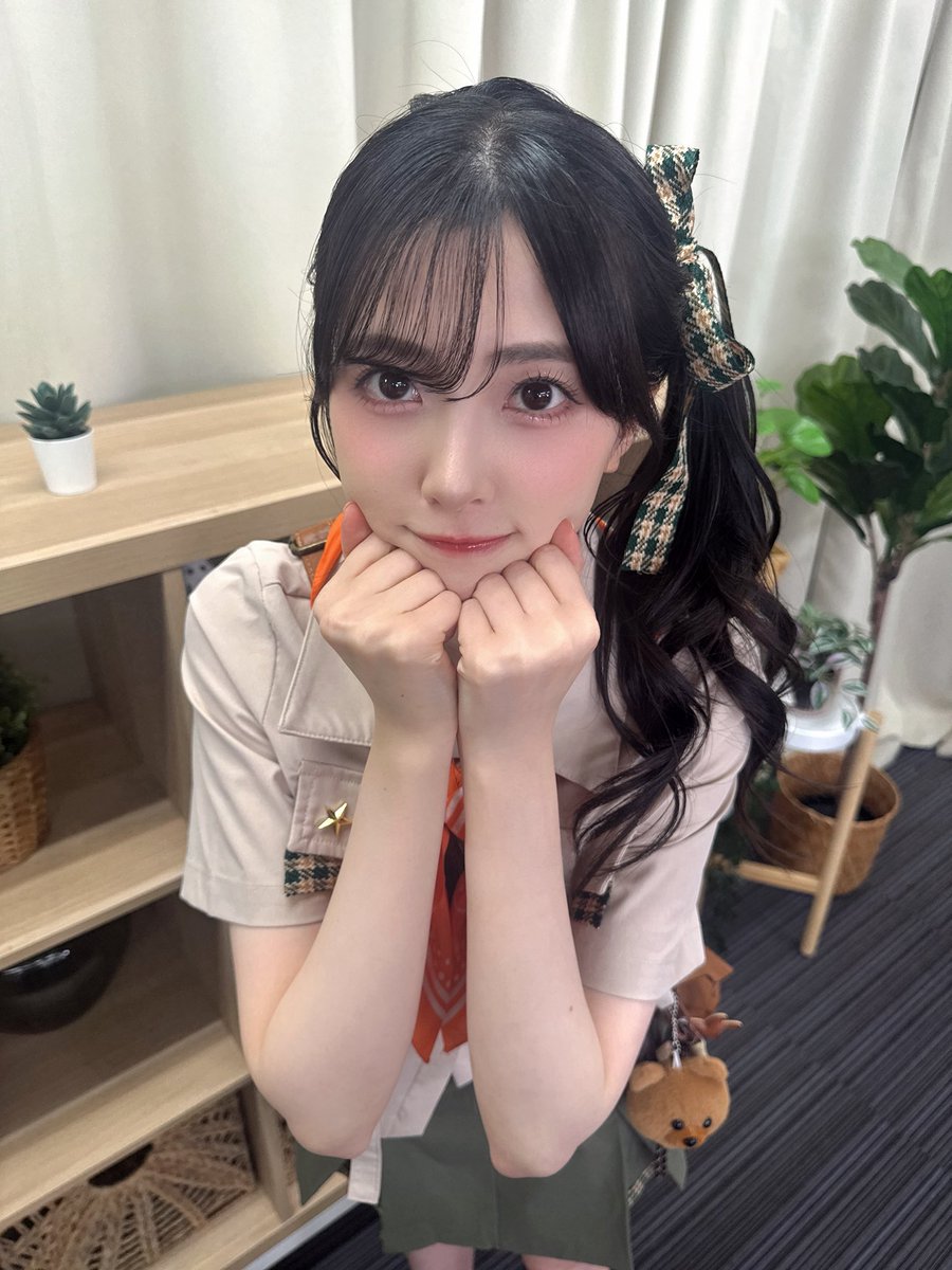 yuina_STAFF's tweet photo. 「ゆいなーんだそれ！探検隊」🌱 

今回もたくさんのお便りとご視聴、
ありがとうございました🙂💗

#アイドル結那ちゃん のオフショット🥺❤︎

次回の生放送は11/3(火)を予定してます！

https://t.co/PXTkkkxm4o
#結那探検隊 https://t.co/MyaqYaHXDC