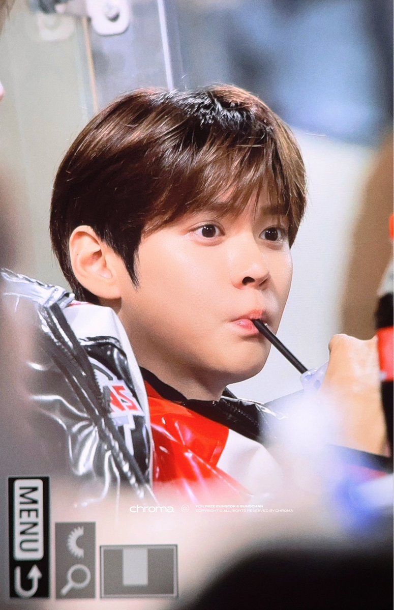 dump1ing4es's tweet photo. 오늘ㄹㅇ씝존귀  아.. 푸둥푸둥 https://t.co/29vI4lKjha