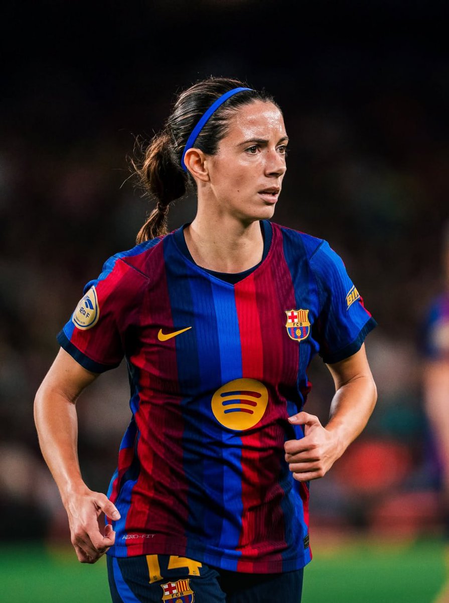 mundopelotanet's tweet photo. 😕🔵🔴 Aitana Bonmatí fuerte contra el nivel competitivo de la #LigaF, tras la goleada del Barça Femení al Real Madrid:

"Joder, no es agradable pasar esto, un 7-0... Nosotras queremos competir y a todos nos gustaría ver una liga competitiva, es algo que nos alegraría a todos de manera objetiva.

Queremos competir. Estas respuestas no me tocan a mí, pero sí, sí que nos gustaría que no solo sea el Madrid (que compita mejor), sino todos los equipos.

No es la primera vez que oímos estas palabras o que yo las digo y, por mucho que hable, nada cambia. Que cada uno asuma la responsabilidad de los cambios que pueda hacer".

Vía @diariARA