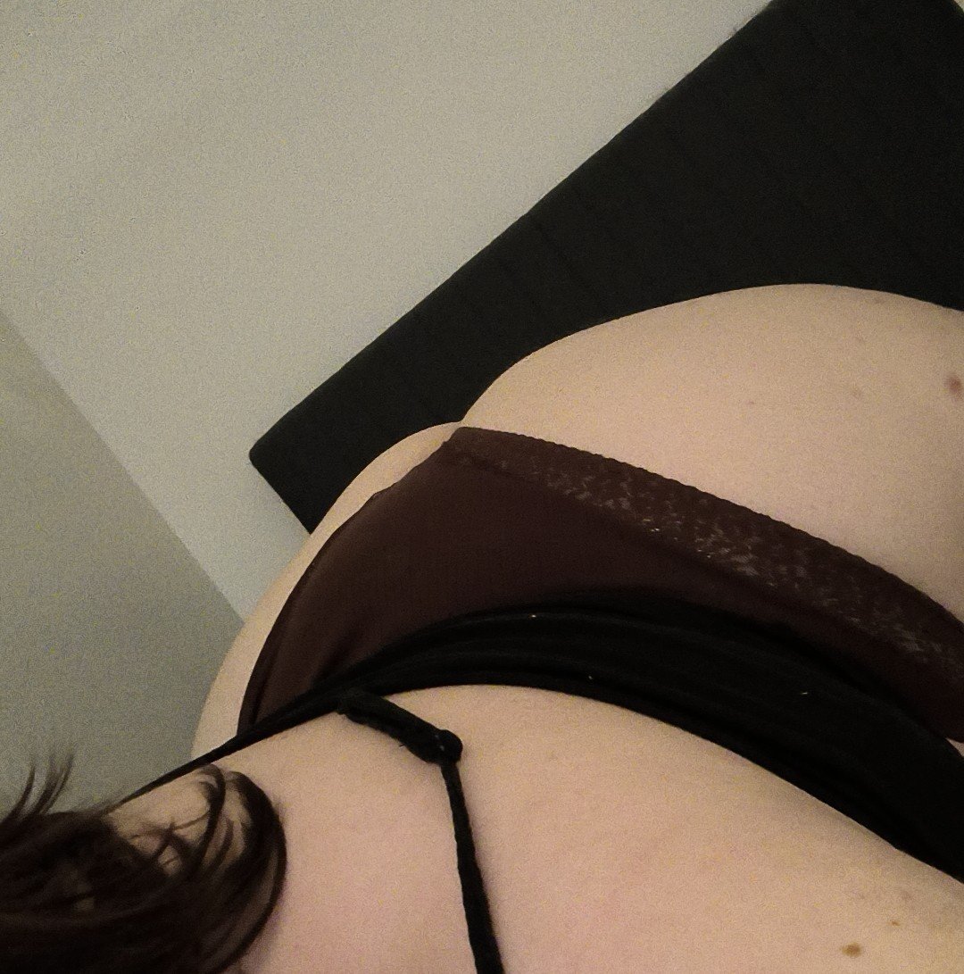 junkerqueenie's tweet photo. My favorite position to be in~ What's yours? <3

#nsfwtwt #nsfw https://t.co/rGrpStgOtb