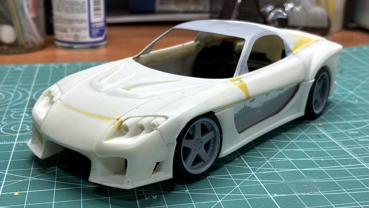 unibutaroom's tweet photo. めちゃくちゃ苦労したぞ！
誰やこれ作ったの？…わしや🫠
#ワイルドスピード　#rx7 #veilside https://t.co/kuGgGw6xmV