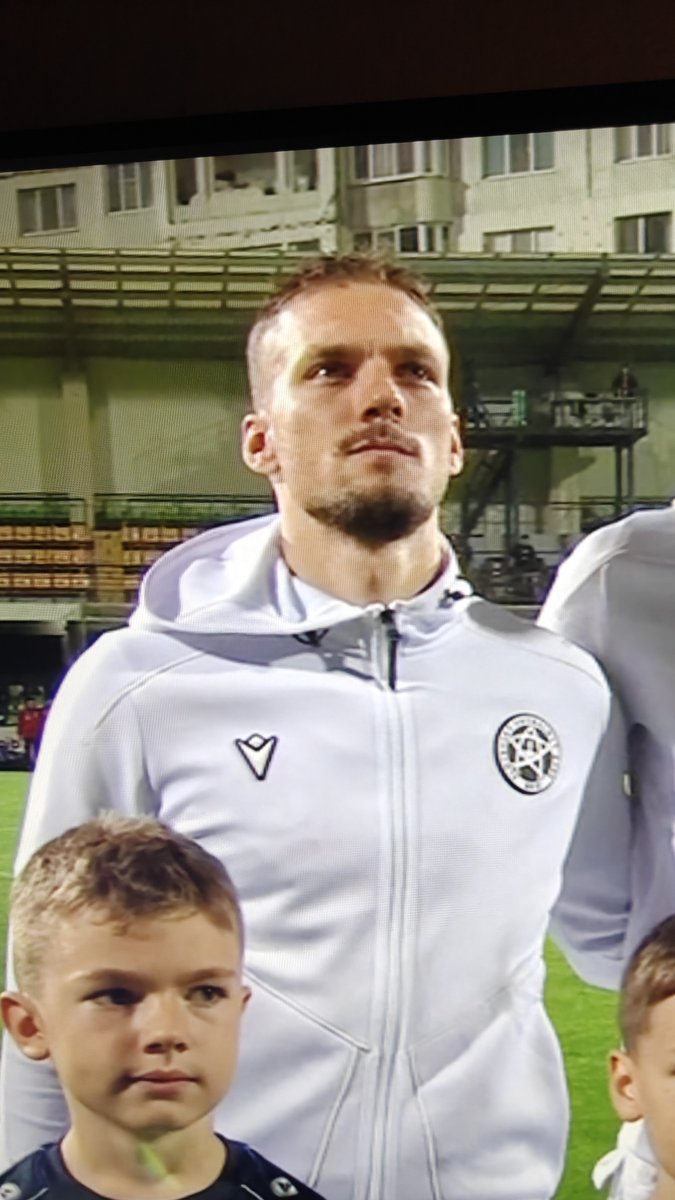 alexbrasovan's tweet photo. Ahoj, kapitáne! 💙💛❤️
#mdasvk https://t.co/1NUH4q7uoS