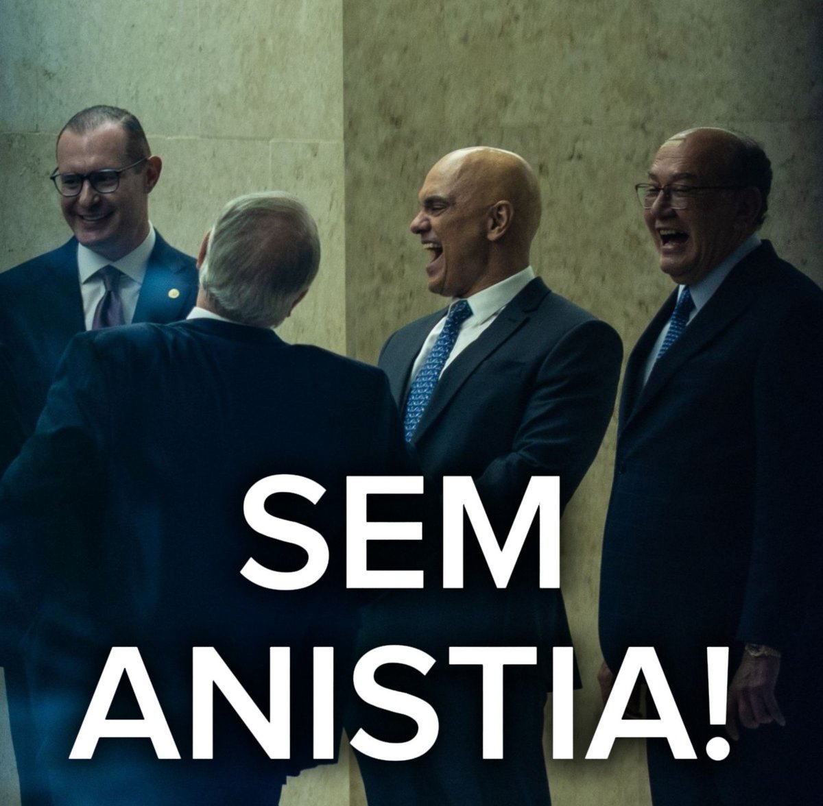 SidnelsonEu's tweet photo. URGENTE!

Com o impeachment de Ministros CADA VEZ MAIS PROXIMO, informações que uma Ala do SUPREMO está defendendo diálogo com setores do bolsonarismo.

SEM DIÁLOGO!

E SEM ANISTIA! https://t.co/7ZgRm3Z0s0