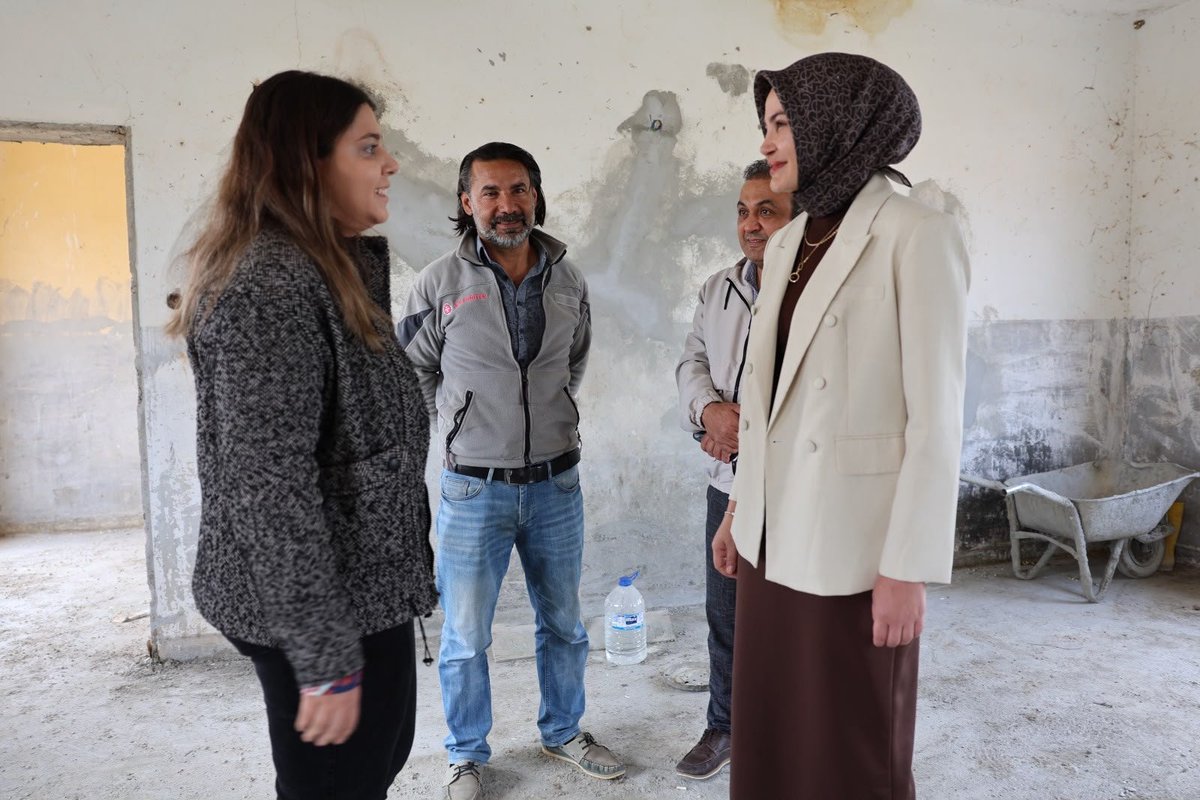 polatelikym's tweet photo. 📍 Taşlıalan Köyü İncelemesi

Kaymakamımız Sn. Esra Bozan, ilçemiz Taşlıalan Köyü’nde yapımı devam eden cami ve taziye evinde incelemelerde bulunarak çalışmaların son durumu hakkında bilgi aldı. https://t.co/lqxebbQIQd
