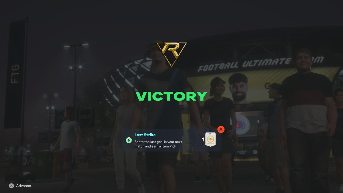 DanKal_'s tweet photo. @EASFCDirect Look into this while you’re at it please. 

I won a game 1-0 scored the only goal. Didn’t get the bounty. https://t.co/1uy1QcBcL1