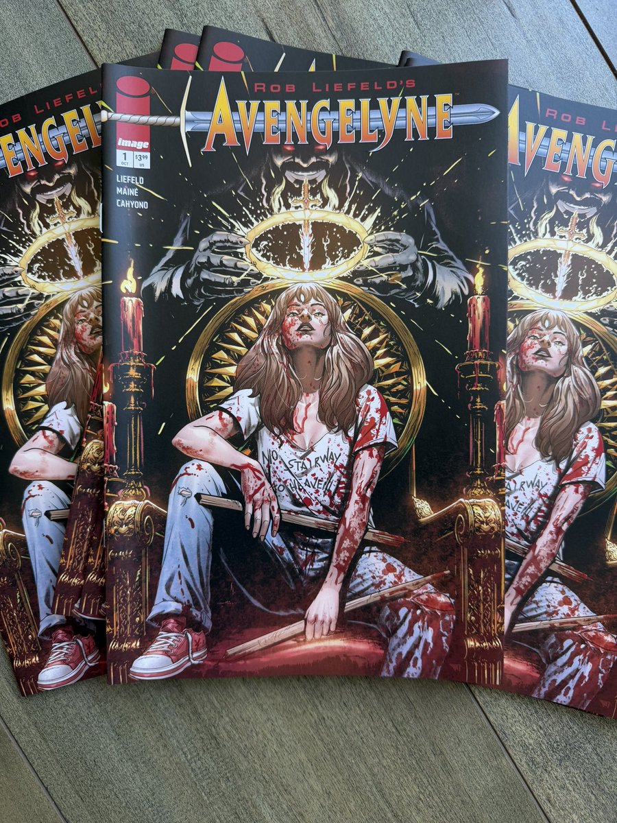 robertliefeld's tweet photo. AVENGELYNE #1! Your stores back orders are going straight to back order as this book is selling out! Get your copy today! https://t.co/pviaYcSGEr
