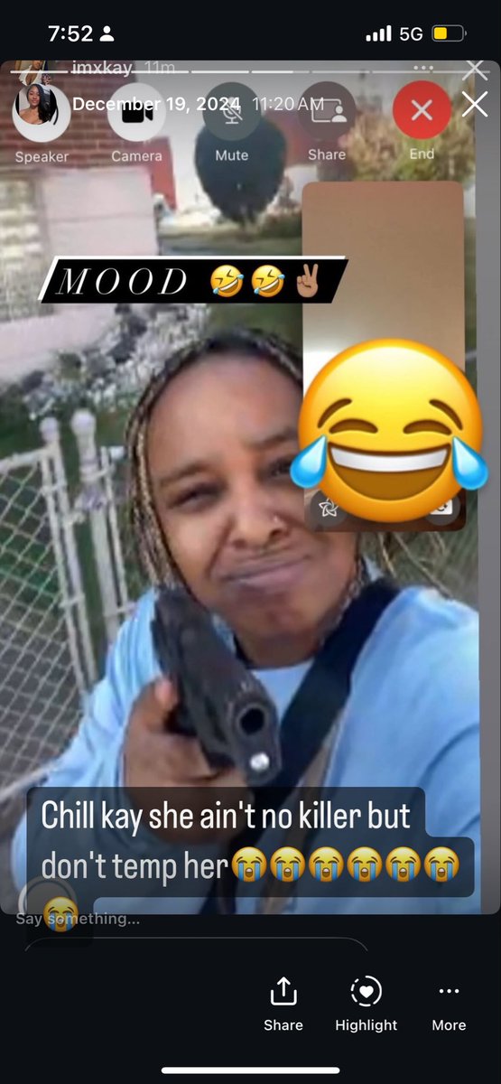 Christi55466902's tweet photo. Yea bitch we on your ass😭😭😭😭😭😭 https://t.co/kMxD6j5F62