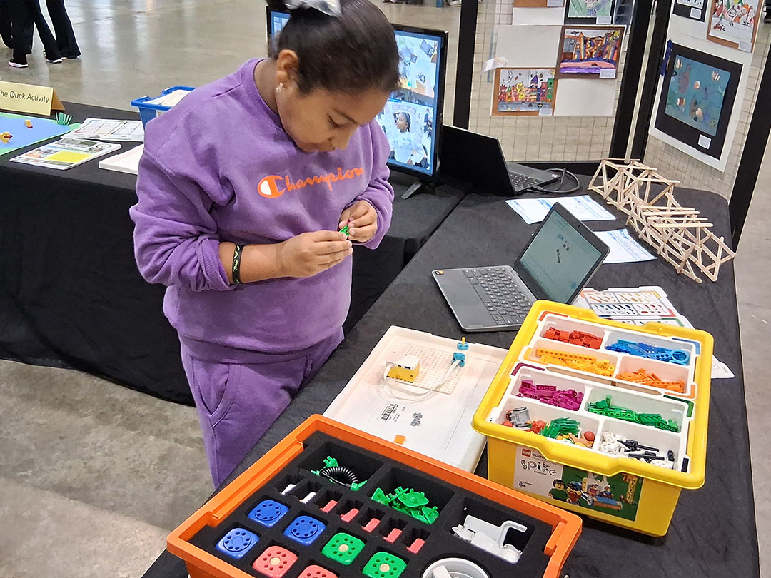 wsfcs's tweet photo. ✨Discover the Magic of Magnet✨
Explore the possibilities at the WS/FCS Magnet Showcase 🎓
📅 Oct. 31
⏰ 10 a.m.–1 p.m.
📍 Winston-Salem Fairgrounds Events Center
Discover programs in Arts, STEM/STEAM, IB, Dual Language &amp; more.✨#MagicofMagnet #WSFCS https://t.co/Ecb2NomcCG