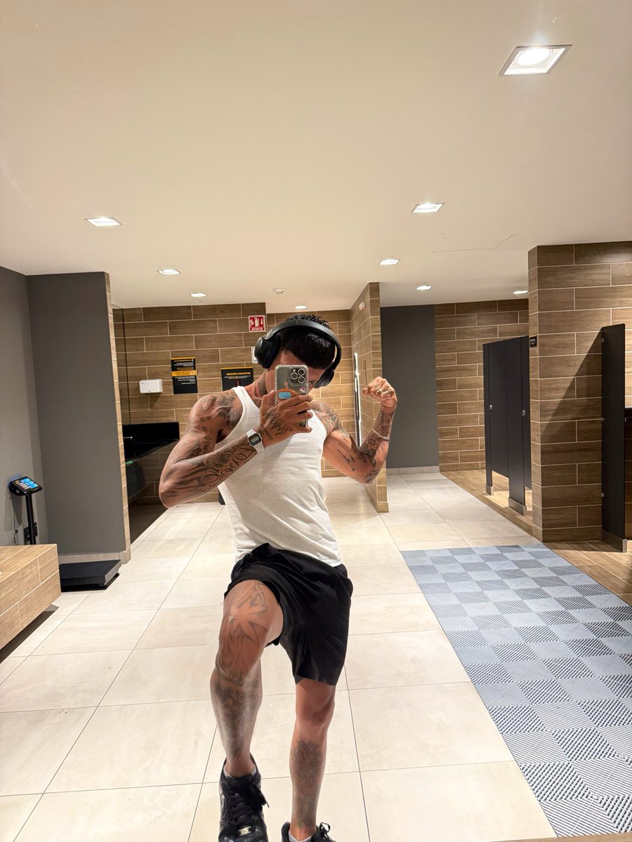 YesusRequed6's tweet photo. Todo por hoy 🥵 https://t.co/ScBvQPSehU
