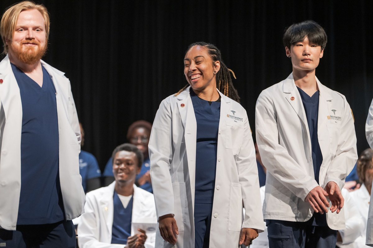 MethodistU's tweet photo. Congratulations to the MU Nursing #ClassOf2028 on receiving your white coats and celebrating such a huge milestone! 🎉💚 https://t.co/gWcDde9vsq