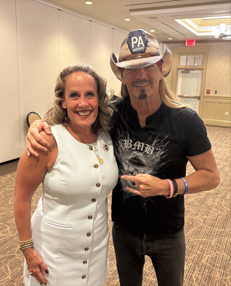 RepDelozier's tweet photo. Fun night at the State Chamber dinner hearing from Kevin Hart and Bret Michaels.  Both did a great job. Good to see  @MbgAreaSD grad Bret Michaels in the area. He is always proud to be from Central PA and gave our area lots of shoutouts!! @PAChamber @bretmichaels https://t.co/eOeR8GRd6g