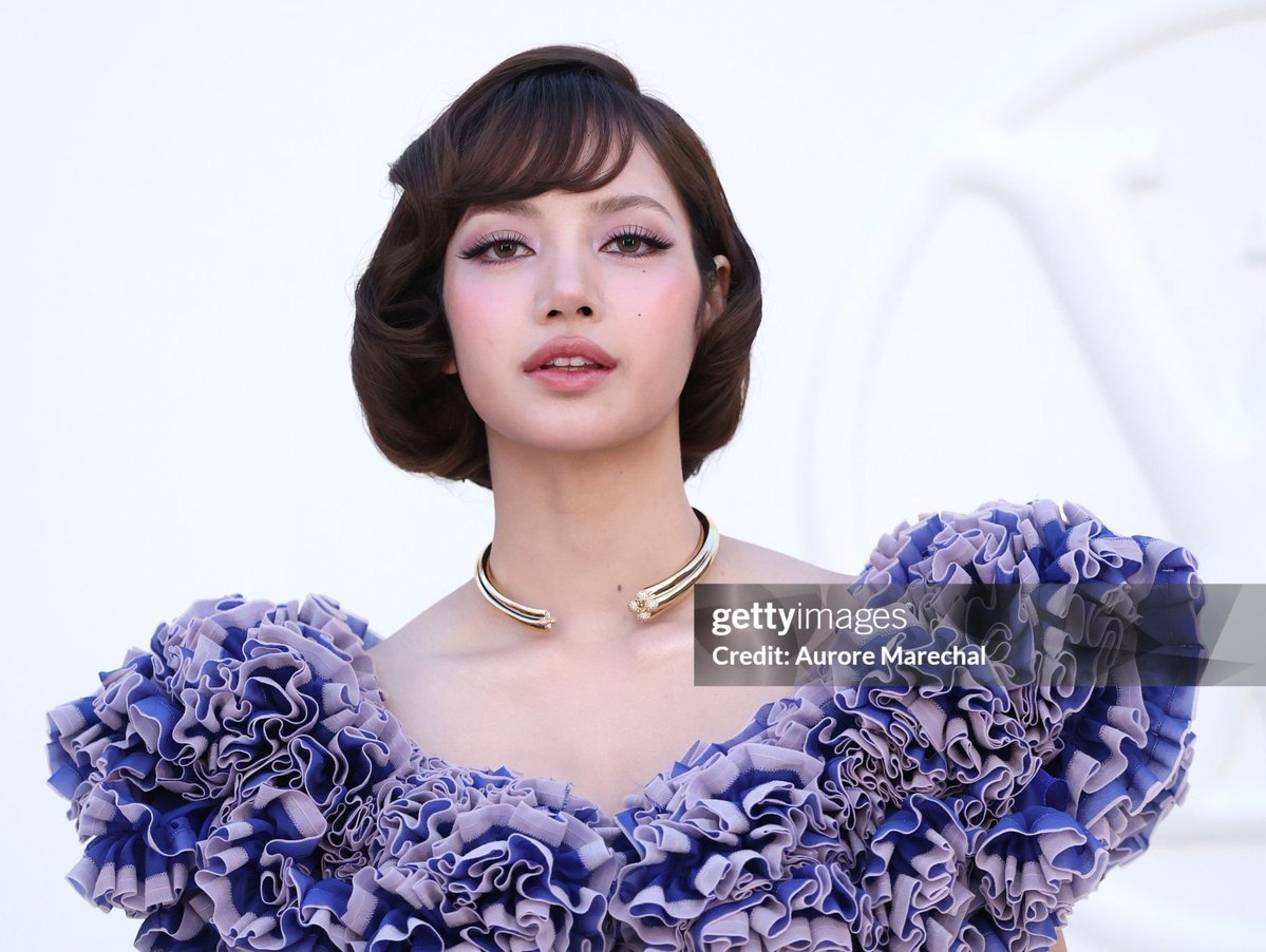 babylalisalloud's tweet photo. คุณหญิงคุณนายมากแมรรร๊

LISA LOUIS VUITTON SS27
#LISA #LISAxLVSS27
#LISAxLouisVuitton https://t.co/C0iKLpX9To