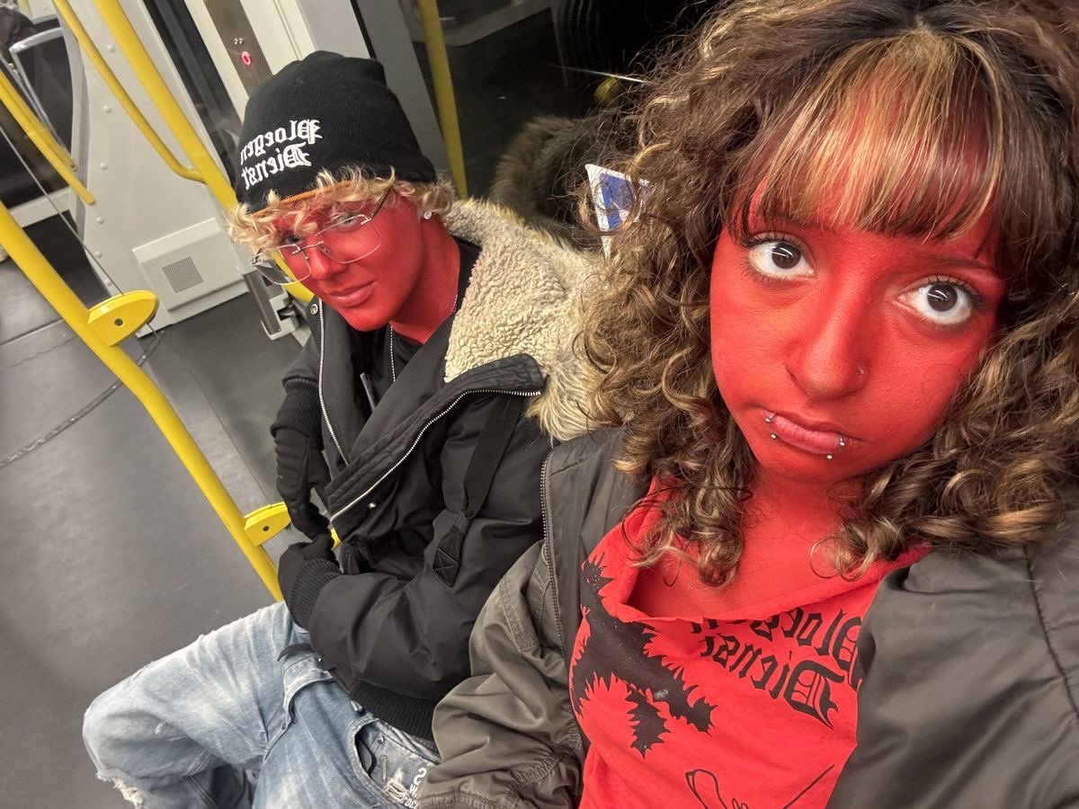 Gabiogkush's tweet photo. Se eu n ver ngm na masp ou em qualquer outro prostesto ASSIM, eu vou perder a linha https://t.co/6v5g1juCcr