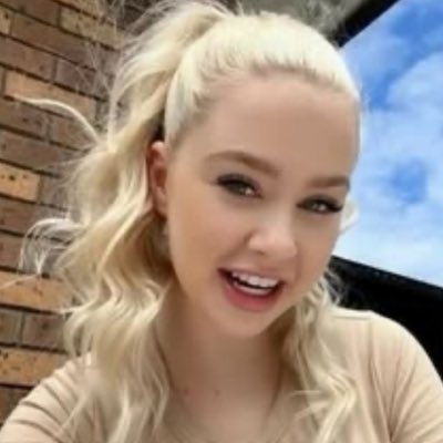 StellaCardtmzq's tweet photo. #NewProfilePic https://t.co/5OpnVRgFrl