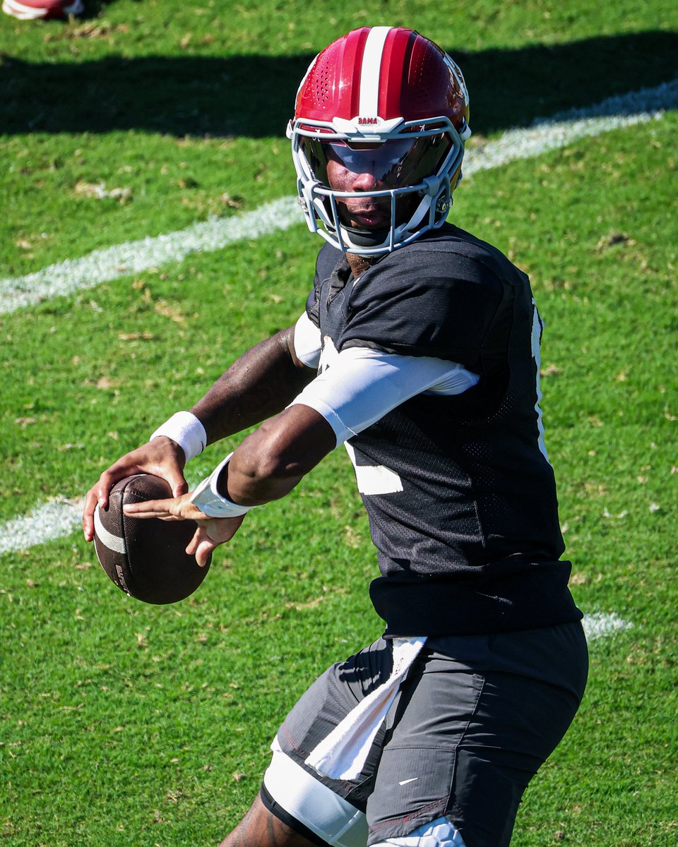 AlabamaFTBL tweet picture