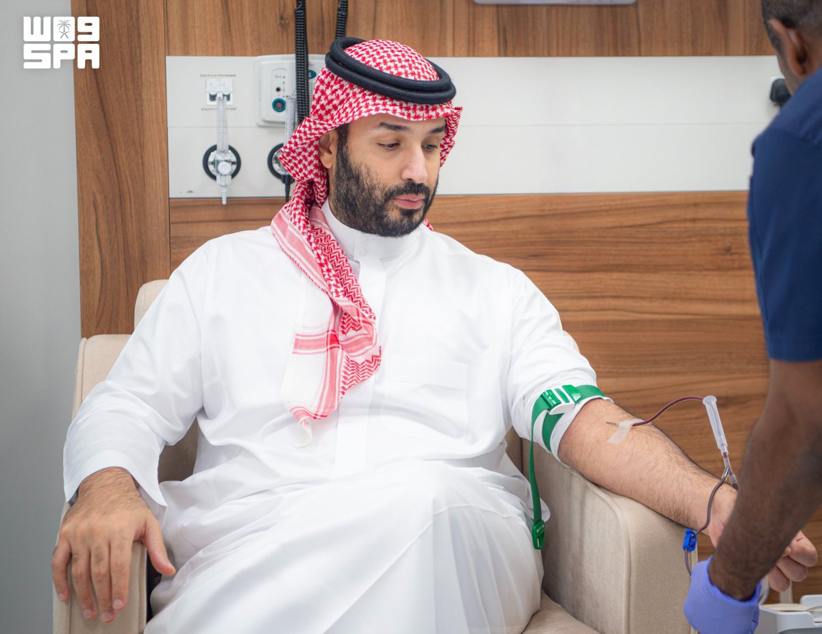 Columbuos's tweet photo. سمو ولي العهد يدشن الحملة الوطنية السنوية للتبرع بالدم لعام 2026م. 

#حملة_ولي_العهد_للتبرع_بالدم https://t.co/rQ8BCXvWvT