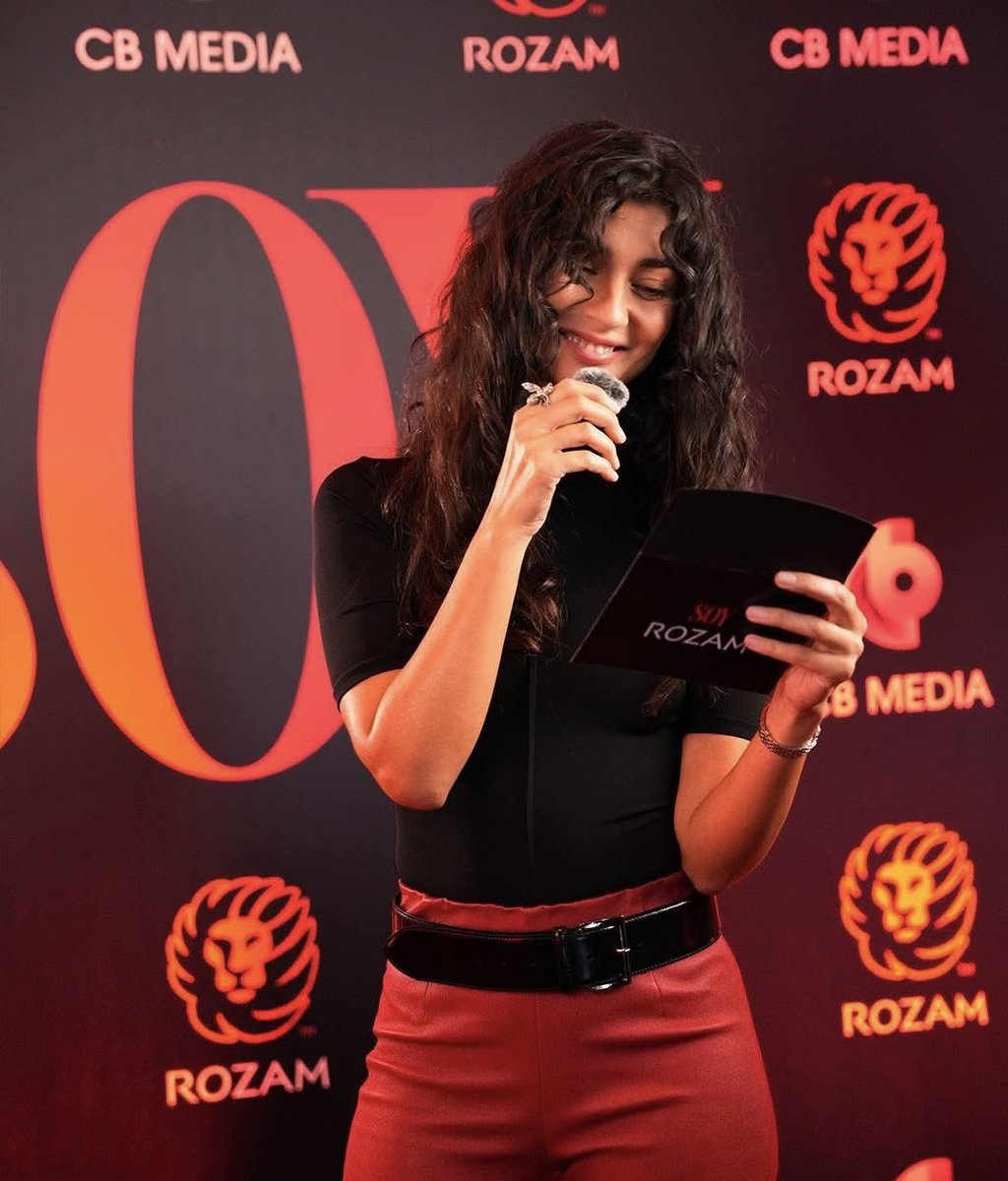 seda_TB's tweet photo. Estetik güzelleri senin önün de diz çöksün Tubacım 🙃💅😌 çok güzelsin çoook 😍💗 #TubaBüyüküstün ✨ https://t.co/ApjfVtRRYI