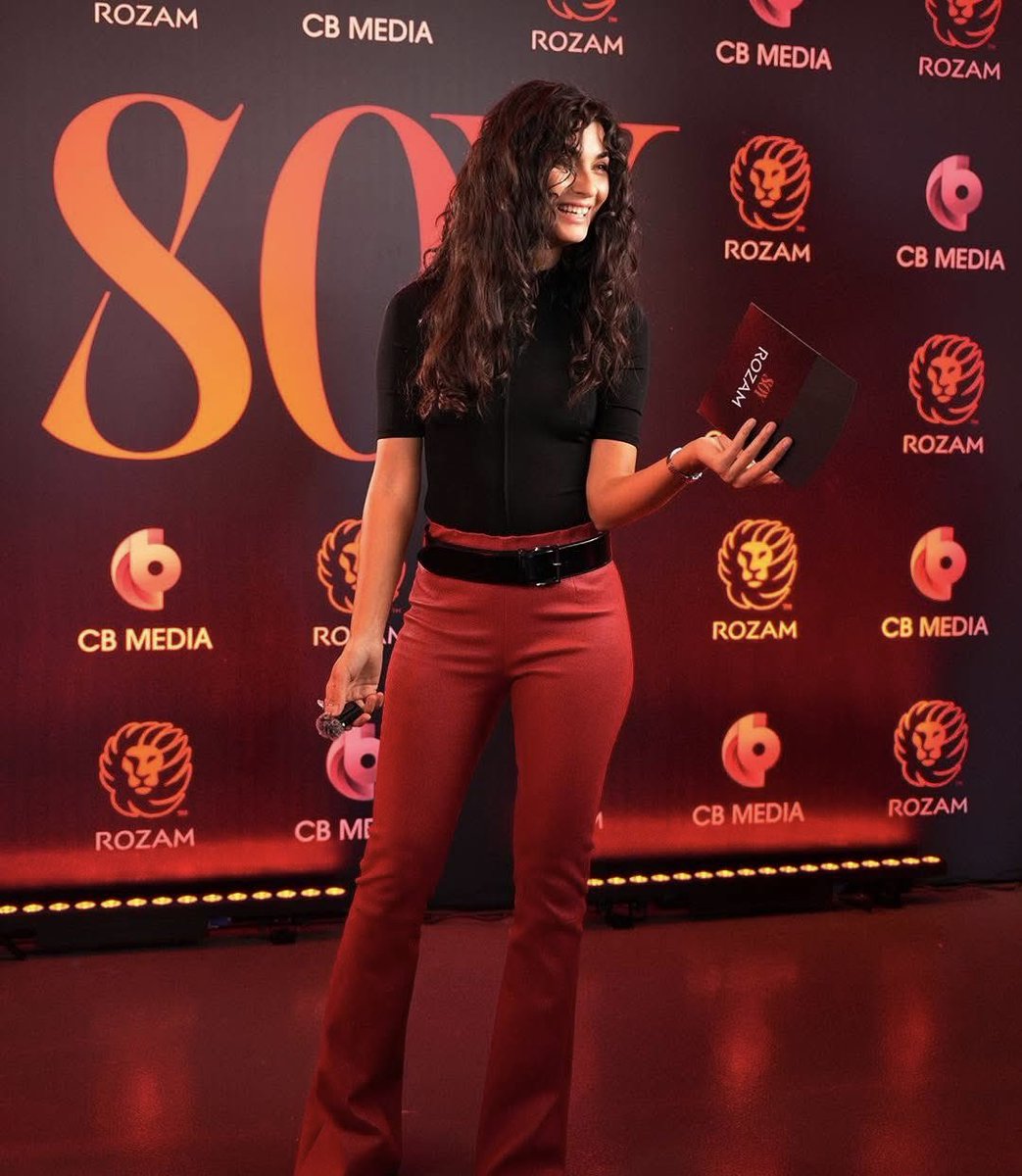 seda_TB's tweet photo. Estetik güzelleri senin önün de diz çöksün Tubacım 🙃💅😌 çok güzelsin çoook 😍💗 #TubaBüyüküstün ✨ https://t.co/ApjfVtRRYI