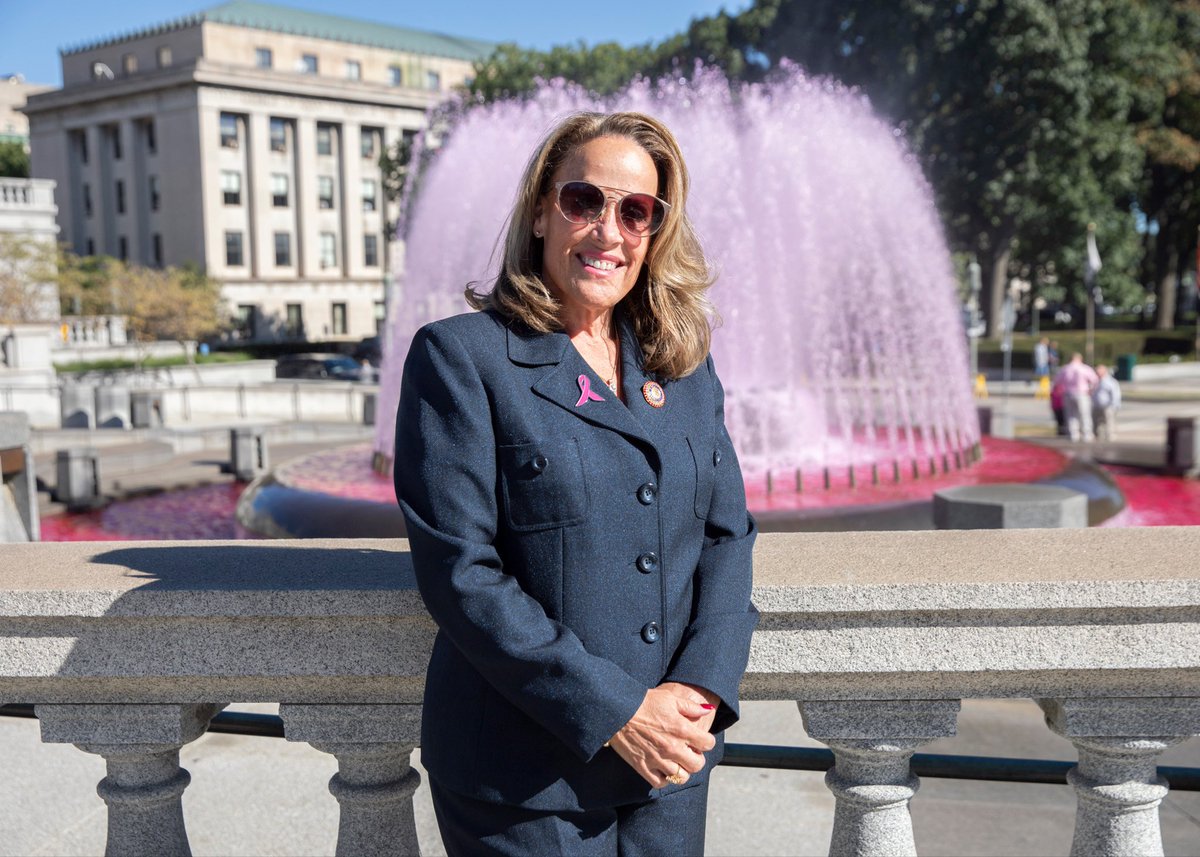RepDelozier's tweet photo. The pink fountain in Oct is an annual reminder how important it is for early detection and continued research to fight the hideous disease of cancer.  Glad to be there with survivors and colleagues. https://t.co/OstaYJmIsU
