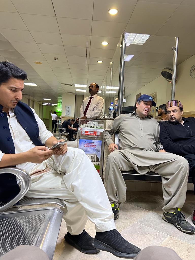 sufisal's tweet photo. Former PM Imran Khan’s cousin, Qasim Zaman Khan, was illegally arrested earlier today, as he was waiting outside Adiala Jail for a court appointed meeting with arbitrarily detained and incommunicado Imran Khan. This is COLLECTIVE PUNISHMENT. @antonioguterres https://t.co/Ae2N6JPaOR