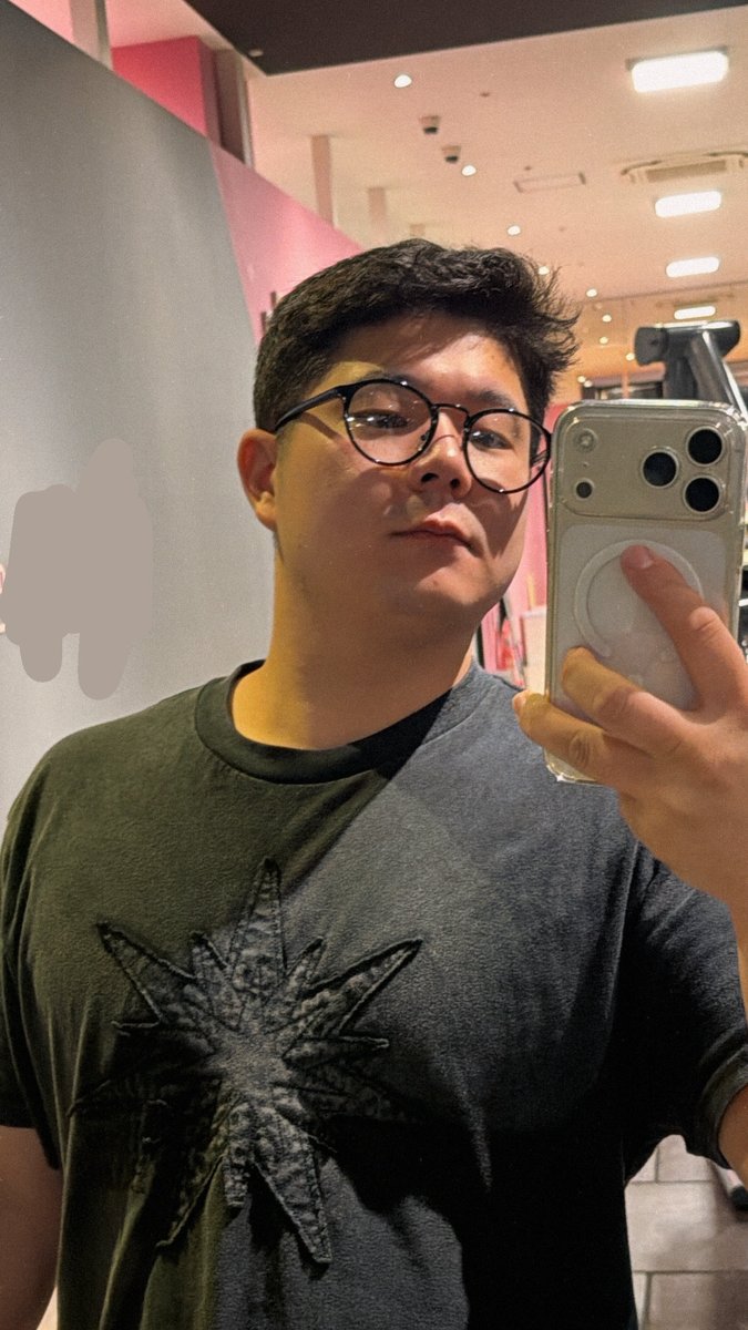 rentotiger's tweet photo. 🤓 https://t.co/D00Lr74NA2