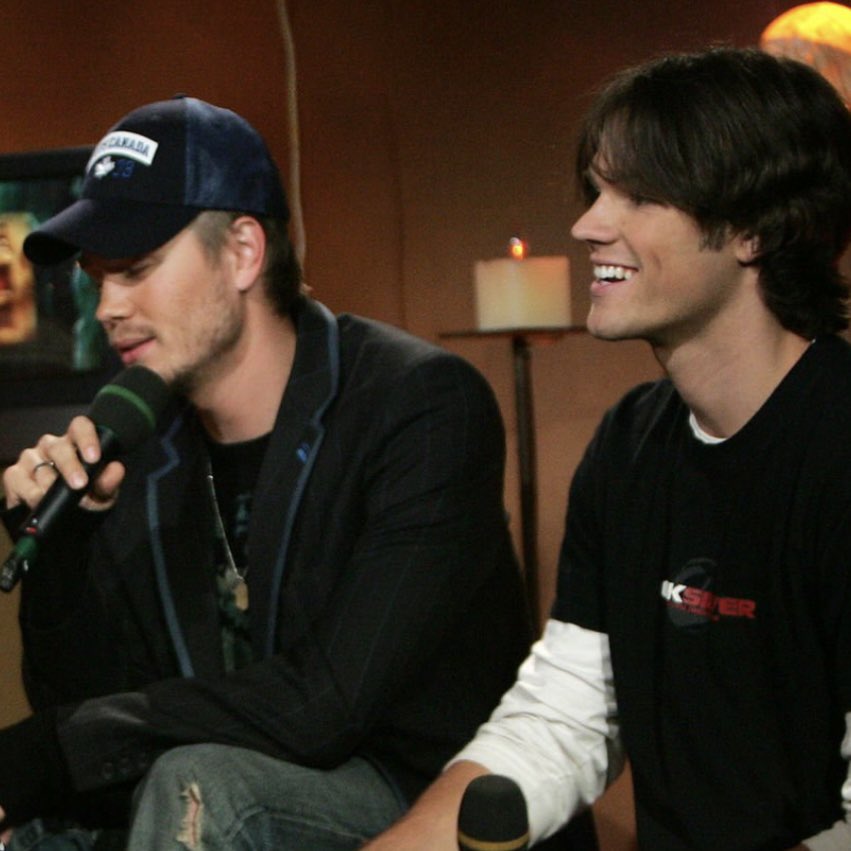 kw211_'s tweet photo. what the FUCK was in the air back then https://t.co/qLWPgcYRQL