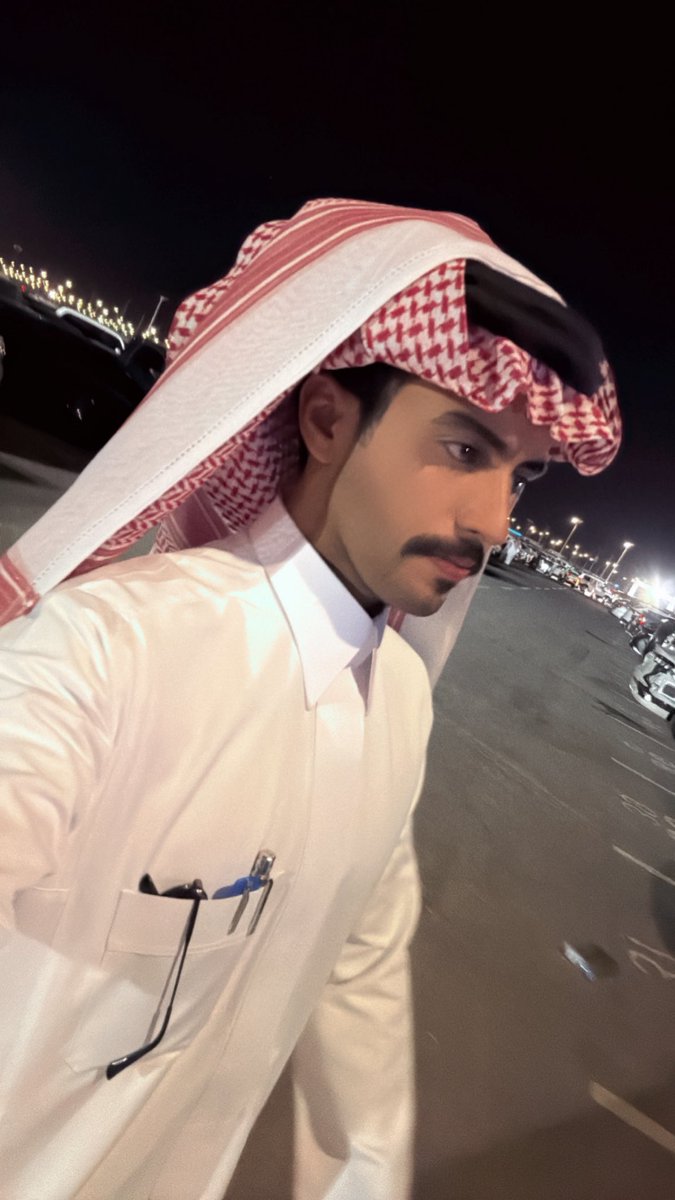 gv_ix1's tweet photo. نادي الصقور ✨.. https://t.co/JwHjcjyFxQ