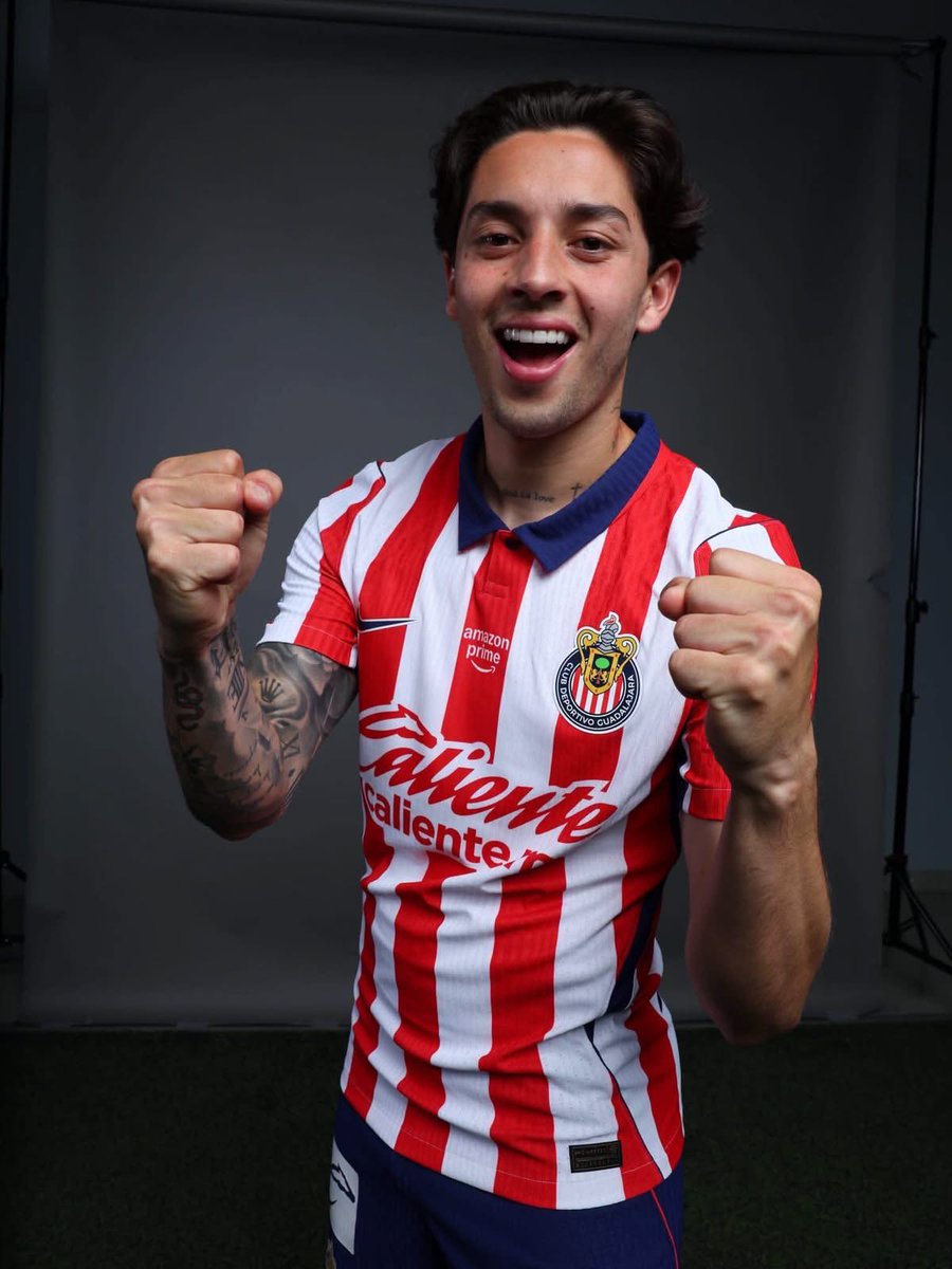 Somerskenwalker's tweet photo. @rawdyb_ A este jugador mexicano, por favor🙏🏻🙏🏻 https://t.co/RTQCBRPSzu