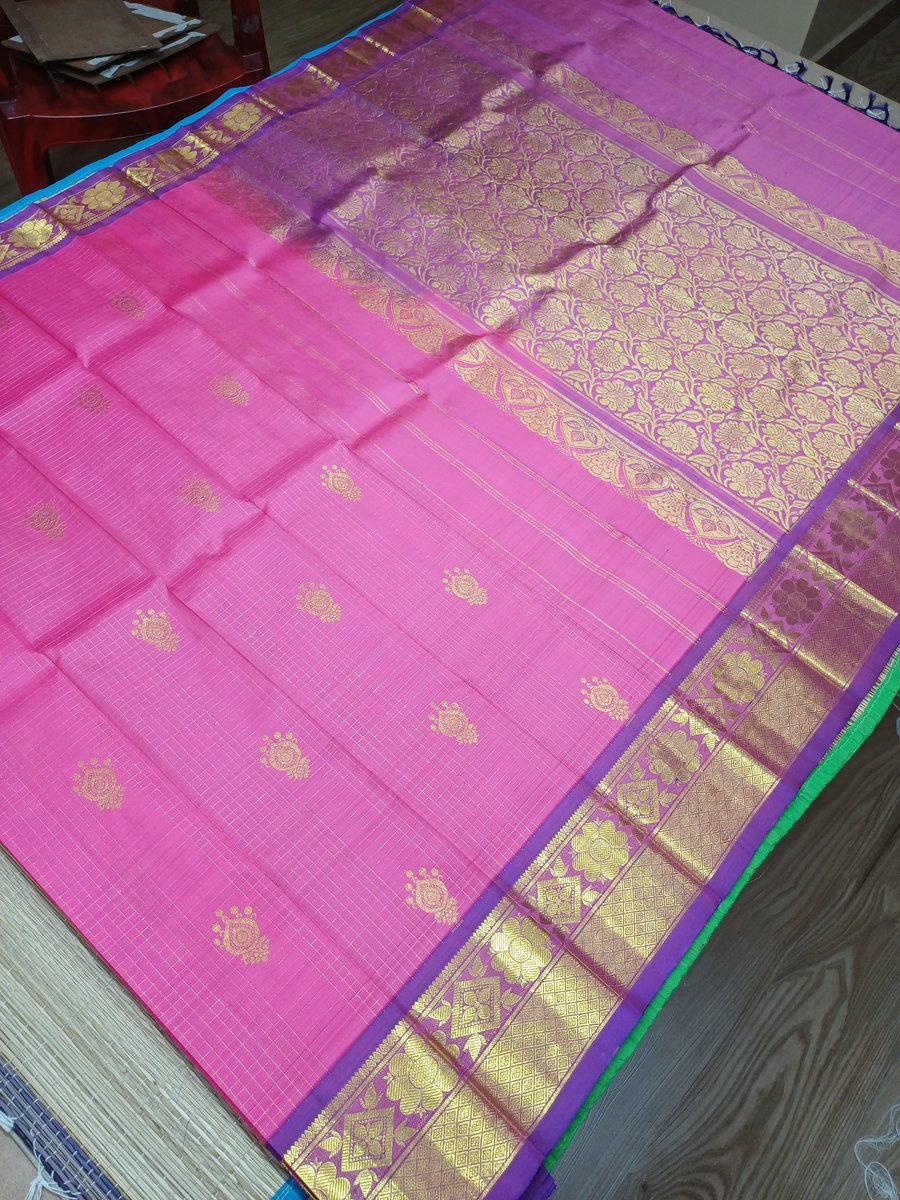 silksareestbm's tweet photo. Thirubuvanam Pattu-ன் Special என்ன தெரியுமா?🥻✨💛 👑 Traditional One Side Border Silk Saree 🪷 Direct from Weaver 🪷 Thirubuvanam Pure Silk Sarees 🪷 | 🦚 SPS 🦚 Contact: 🦚 75503 95634 🦚 #trending #reels #fyp #kanchipuram #silksaree Murugaaa

https://t.co/eVofjeHWoI https://t.co/3lhALHfZ5z
