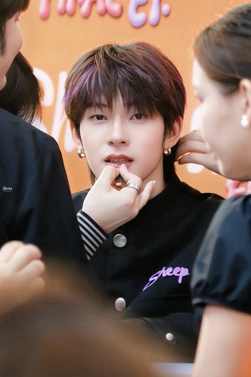 _02CLEAR's tweet photo. นี่เรื่องอะไรคะ

#twnpich https://t.co/h6g9rsi9jr